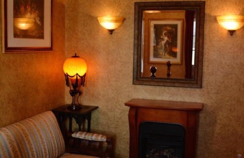 Manayunk Bed & Breakfast | Manayunk Chambers Guest House