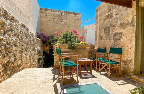 Zebbug House | Mandy - A quaint farmhouse in Gozo