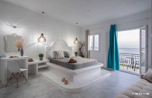 Agia Anna Hotel | Manios Suites