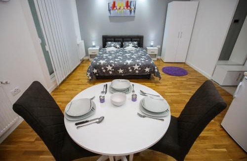 Subotica Apartment | MANIROSI 3 apartman