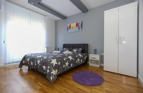 Subotica Apartment | MANIROSI 3 apartman