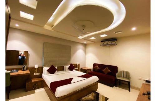 Gaya Hotel | Manisha मनीषा Gaya