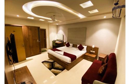 Gaya Hotel | Manisha मनीषा Gaya
