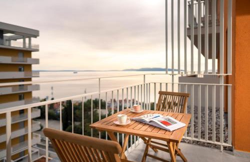 Rijeka Apartment | Mannequin: Sea view, private parking in the garage