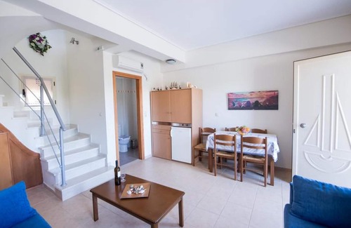 Lefktron Apartment | Manoleas Villas - Apartment 6