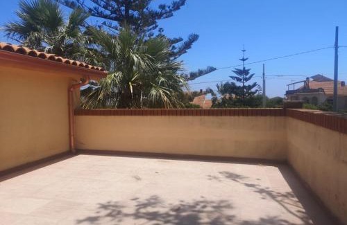 San Lorenzo Apartment | Mansarda Aralia