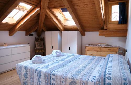 Auronzo di Cadore Apartment | Mansarda vista lago
