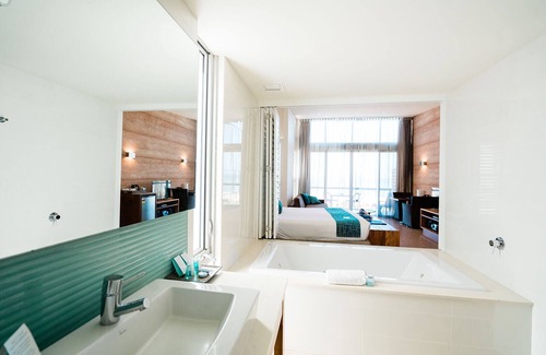 Exmouth Hotel | Mantarays Ningaloo Beach Resort