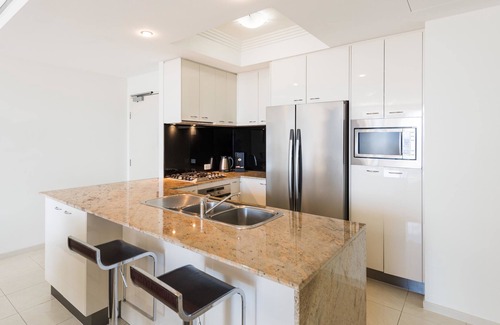Brisbane Central Business District Apartment | Mantra On Mary