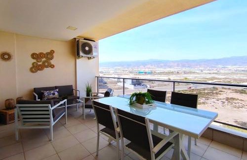Roquetas de Mar Apartment | Mar y Sal 8, 1º Línea de playa, 2 hab, terraza con vistas al mar y garaje