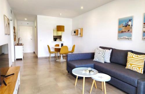 Roquetas de Mar Apartment | Mar y Sal 8, 1º Línea de playa, 2 hab, terraza con vistas al mar y garaje