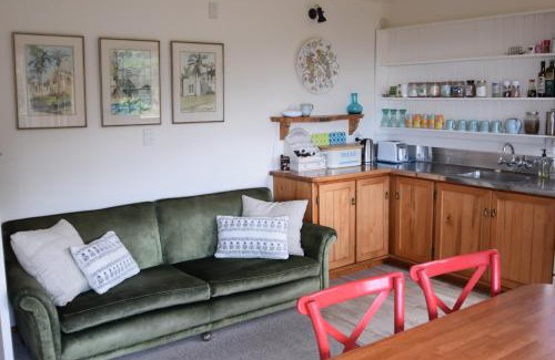 Marahau Ski Chalet | Marahau Retreat