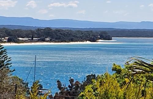 Vincentia House | Marazul Paradise Beach House- Panoramic Ocean Views