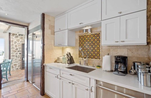 Edgemar - Pacific Manor House | @ Marbella Lane - 3BR Home w/sweeping ocean views!