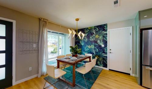 San Jose House | @ Marbella Lane - SJ Designer Home 3BR Ldry+P