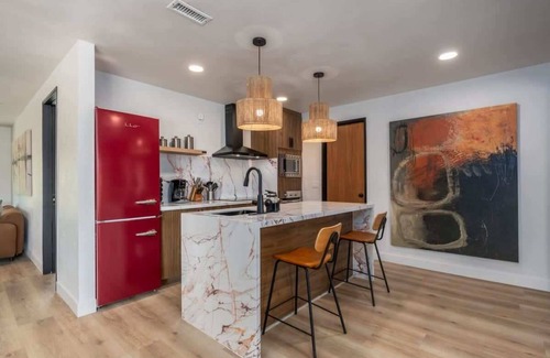 Joshua Tree Cottage | @ Marbella Lane - The Wine Mine Desert Escape