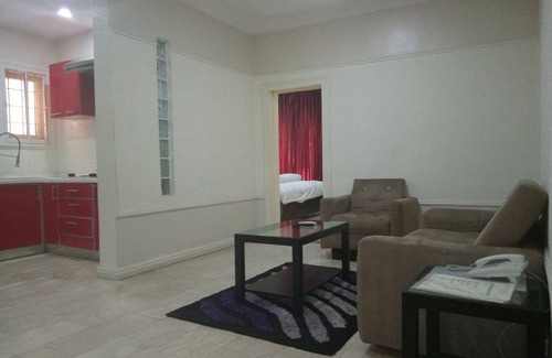 Utako Hotel | Margaretta Classic Suites and Hotel