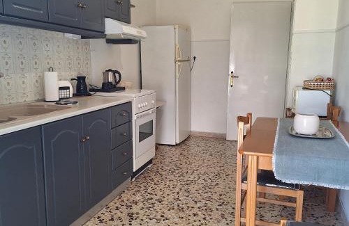 Agrinio Apartment | MARIAS APARTMENT SMART KEY BOX by PROJECT 86 IKE