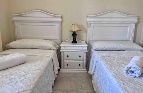 Puerto Banus Apartment | Marina Banus in Puerto Banus 2 bedrooms Pool Parking