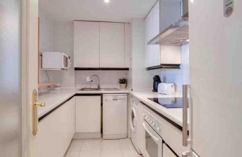 Puerto Banus Apartment | Marina Banus in Puerto Banus 2 bedrooms Pool Parking