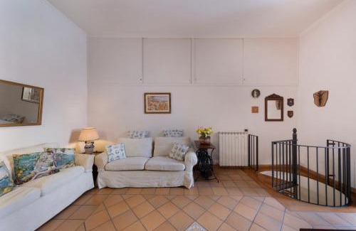 Sorrento Historic Centre Apartment | Marine style home in Sorrento by the sea