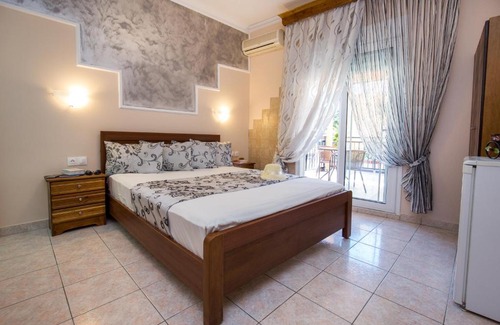 Potos Apartment | Markos Studios