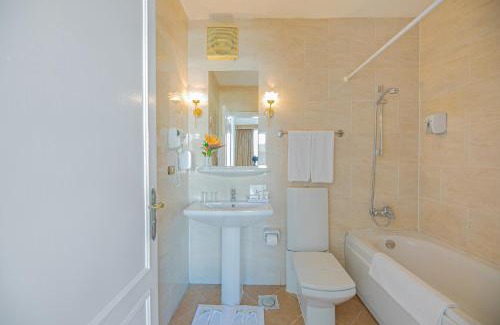 Al Mamsha El Seyahi Resort | Marlin Inn Azur Resort