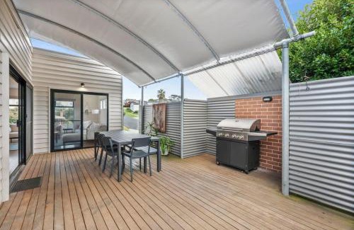 Ocean Grove House | Marlins Cove Coastal Townhouse Ocean Grove