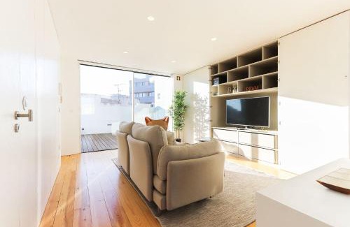 Santo Antonio Apartment | Marques de Pombal Duplex with Terrace by Homing