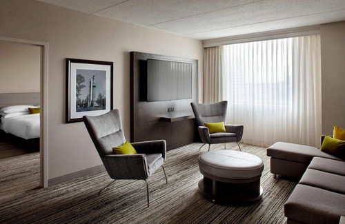 Crestline Heights Hotel | Marriott Birmingham