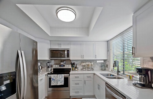 Saint Simons Heights Condo | Marsh 2 the Beach, 2 Bedroom Island Rental