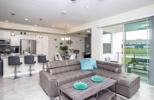 Kissimmee Condo | Marvelous 2 Bd Apt Close to Disney at Storey Lake 106 3121