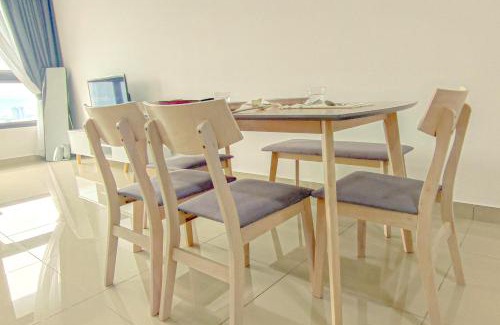 Taman Pertama Apartment | Massive KL View at M-Vertica by HCK