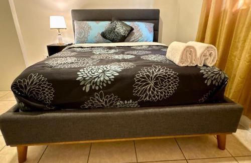 Sector 1 Nor-Oeste Apartment | Master Suite Platino #3