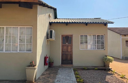 Mozambique House | Matola river Hotel