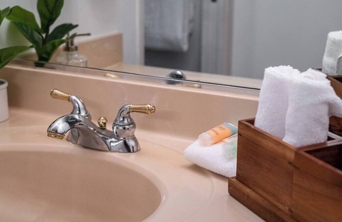 Kihei Resort | Maui Beachside Retreat, Steps To Beach, Pool, Hot Tub