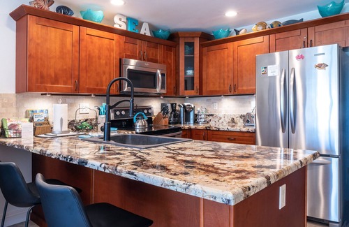 Kihei Condo | Maui Kamaole #J-110 Beach Themed, Full AC. Walk to beach everyday!