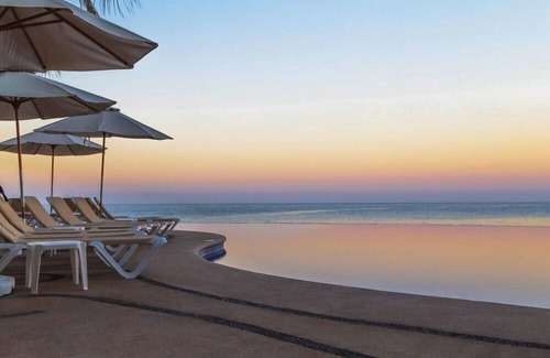 Marina Mazatlan Hotel | Mazatlan Vibrant Junior Suite w 5-minute Walk to Cerritos Beach