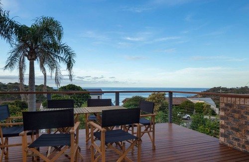 Malua Bay House | McKenzies Clifftop on Illabunda Drive