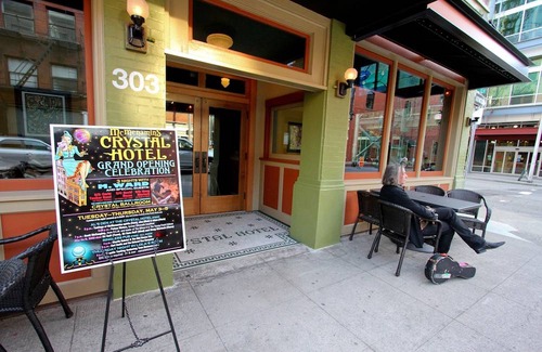 Downtown Portland Hotel | McMenamins Crystal Hotel
