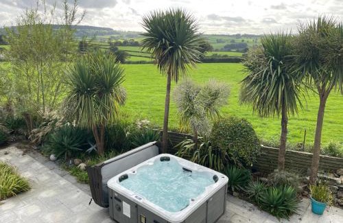 Tavistock House | Meadow End