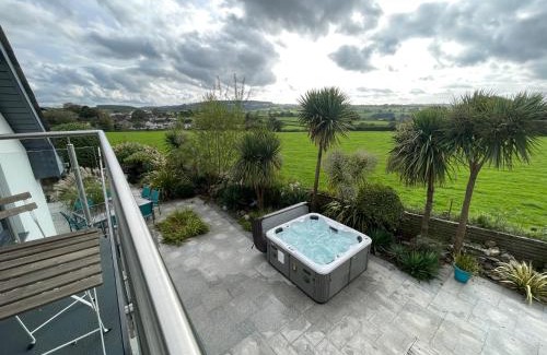 Tavistock House | Meadow End
