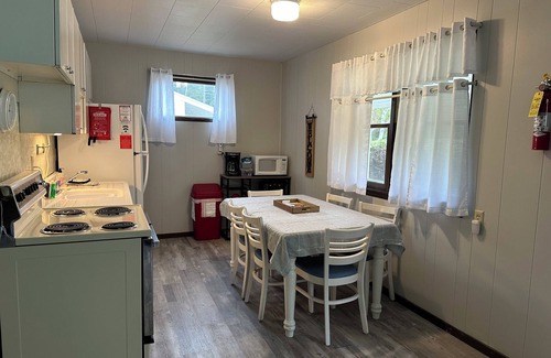 Ephraim Cottage | Meadowview II @Ephraim Beach on Ephraim Village Cottages Resort