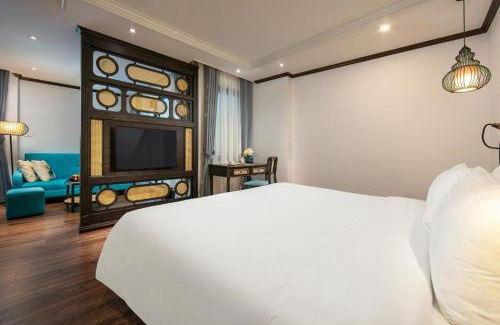 Hanoi Backpacker Quarter Apartment | Media Central Hotel HN - by BAY LUXURY