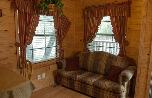 Lakehills Resort | Medina Lake Camping Resort Cabin 5