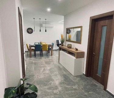 Qawra Apartment | Mediterranean Breeze