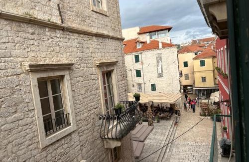 Sibenik Old Town Apartment | Medulic
