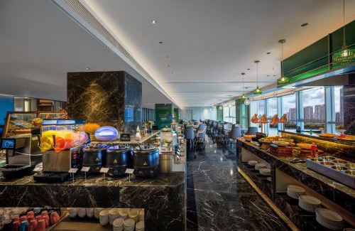 Yuexiu Hotel | Mehood Elegant Hotel Guangzhou Ersha Island Pearl River Night Tour - Complimentary Shuttle Bus between hotel to Canton Fair Complex during Canton Fair