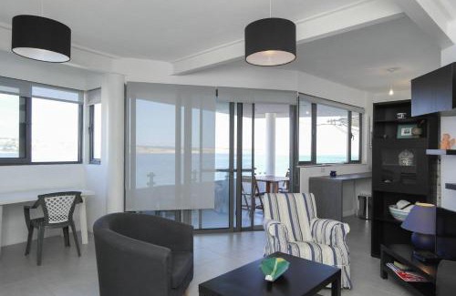 Għadira Apartment | Mel 1 2bed Seaview In Ghadira By Homely