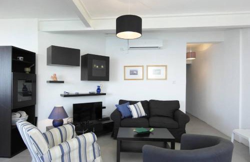 Għadira Apartment | Mel 1 2bed Seaview In Ghadira By Homely